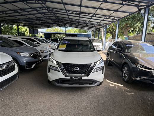 Nissan Rogue SV 2023 en venta en García Inoa